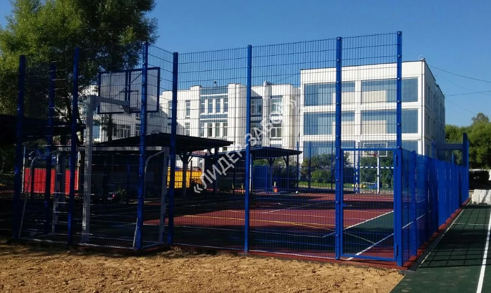 Цена Ограждение спортивной площадки синяя в Москве Купить Ограждение спортивной площадки синяя