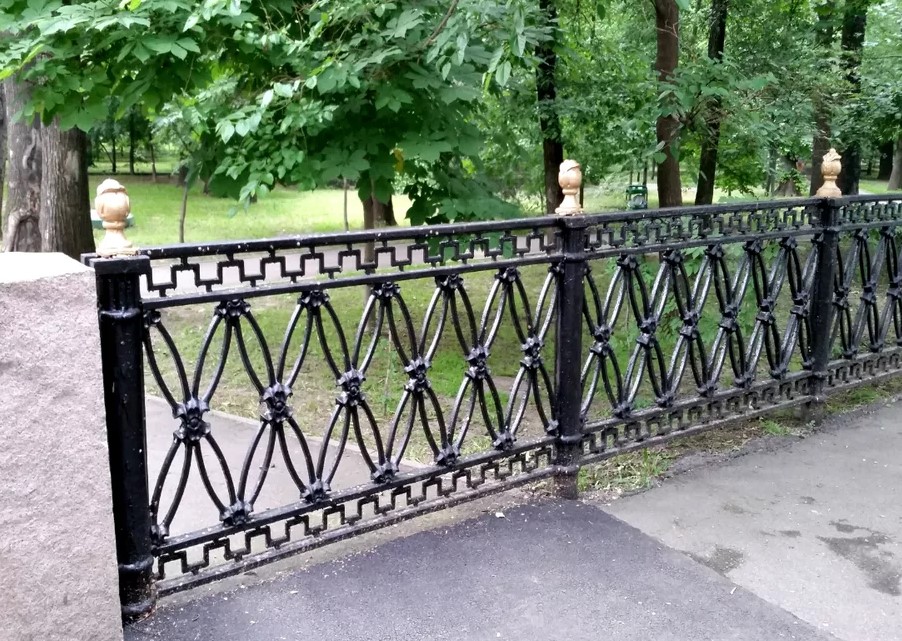 Цена Ограждение парка металлическое с коваными элементами в Москве Купить Ограждение парка металлическое с коваными элементами